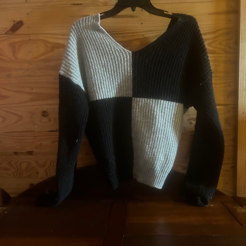 black/grey sweater